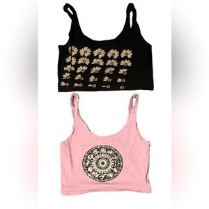 Derek Heart 2‎ Crop Tops Medium